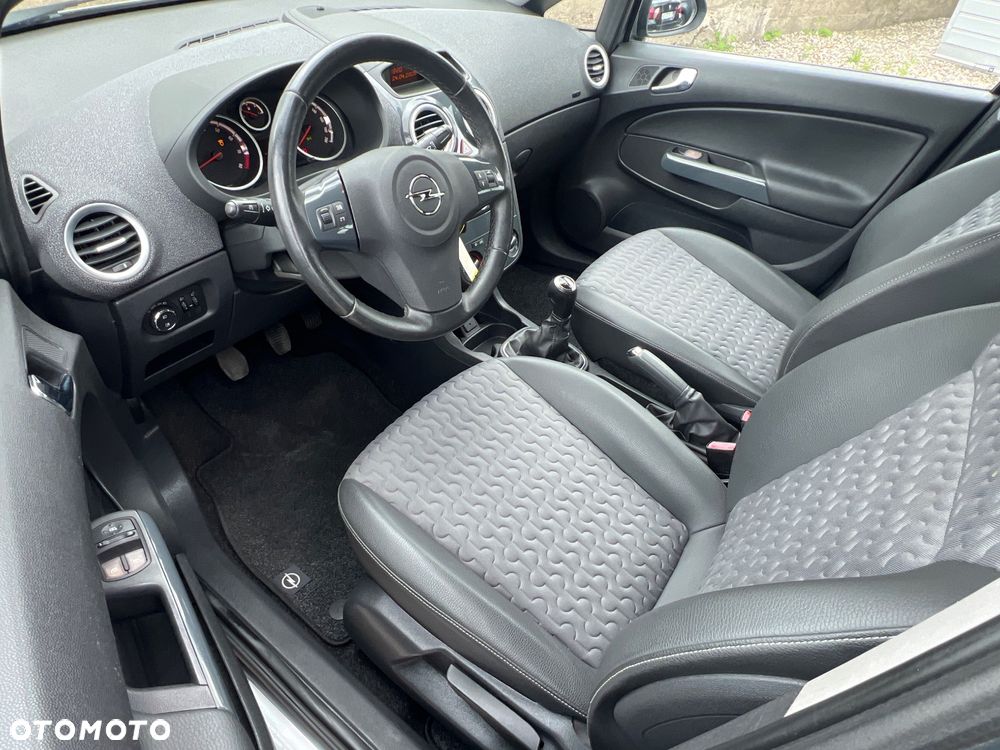 Opel Corsa 1.4 16V Innovation - 13