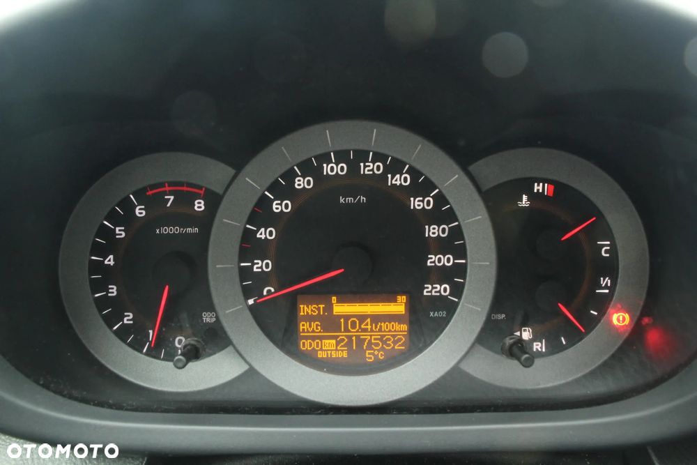 Toyota RAV4 2.0 VVT-i Luna - 26