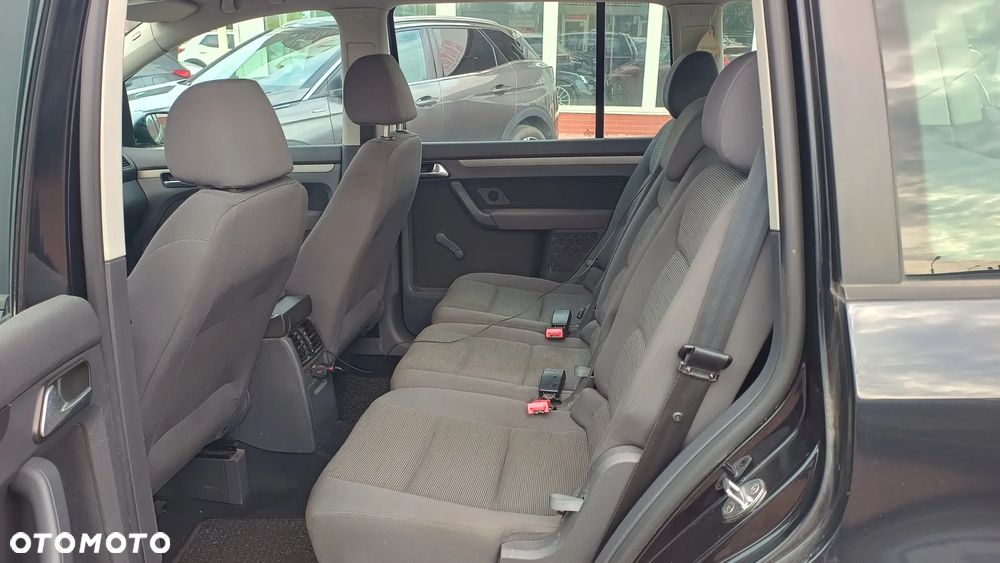 Volkswagen Touran 1.9 TDI Welcome - 7