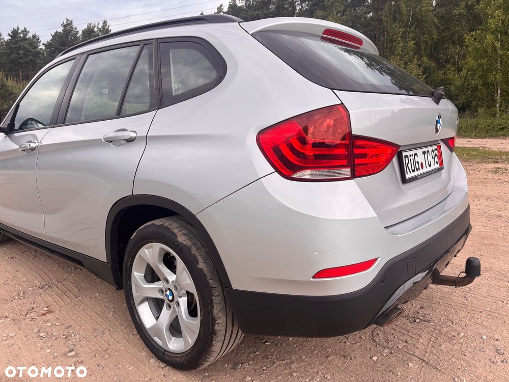 BMW X1 xDrive18d Sport Line - 18