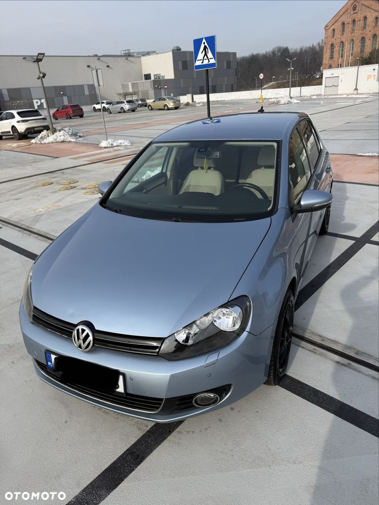 Volkswagen Golf - 5