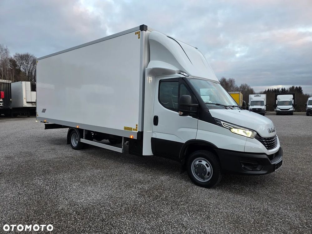 Iveco DAILY  50C18  12 PALET 6 METRÓW  KONTENER DMC 3.5T