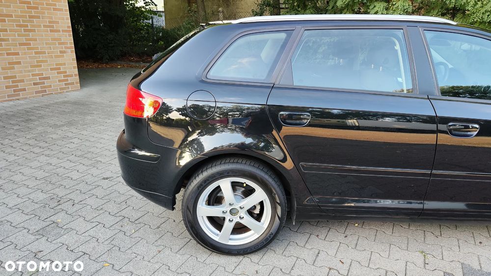 Audi A3 Sportback 1.6 Ambiente - 10