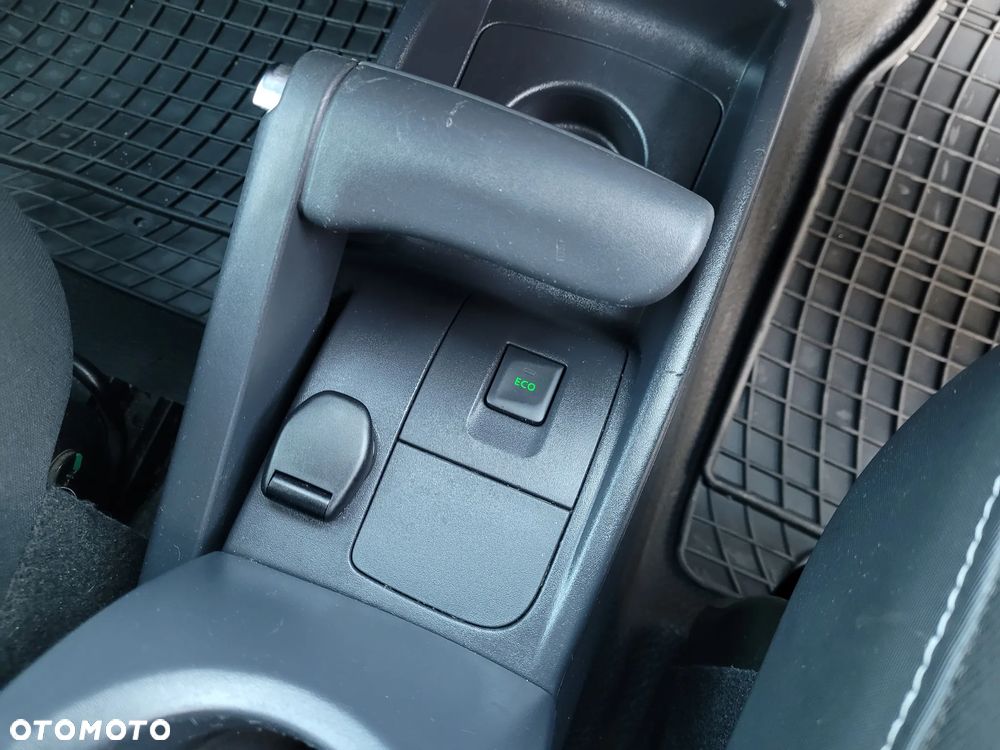 Renault Kangoo KLIMA TEMPOMAT TYLKO 72tyś PRZEBIEGU!! FV23% - 23