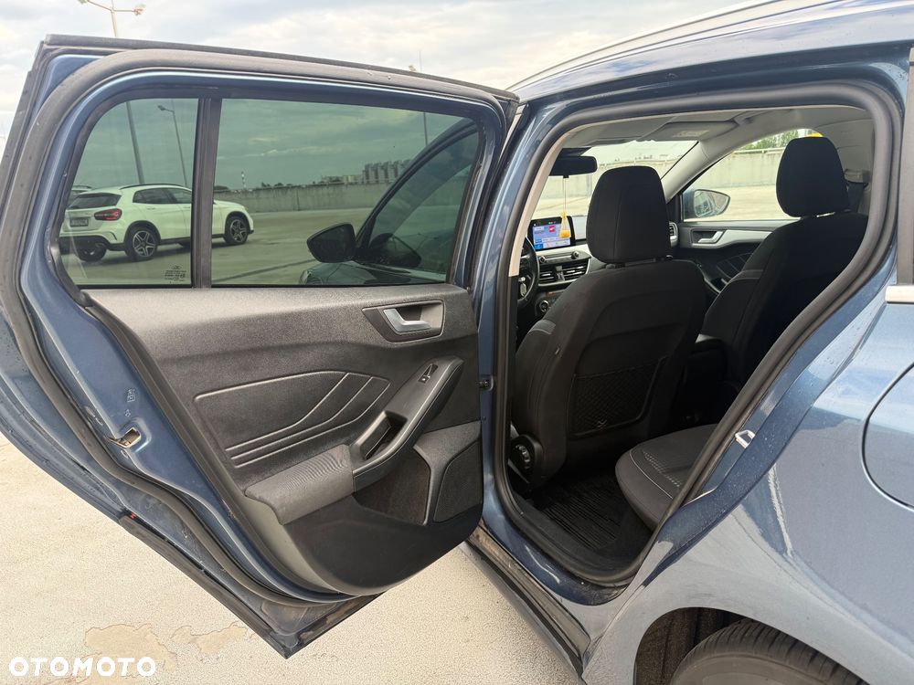 Ford Focus 1.5 EcoBlue Connected - 18