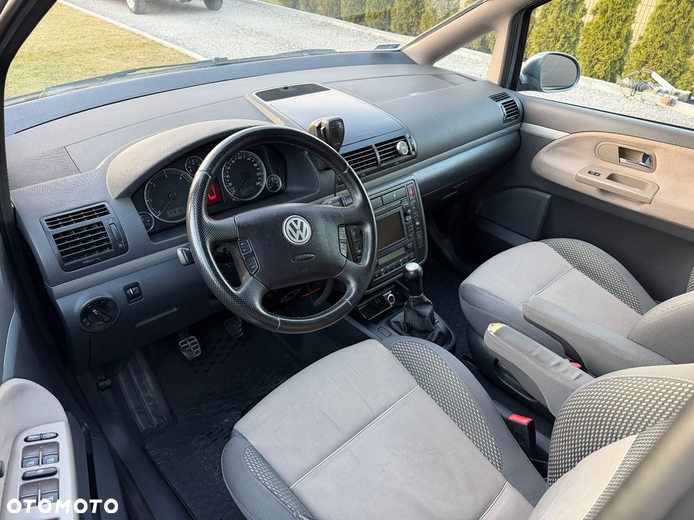 Volkswagen Sharan 2.0 TDI DPF Exclusive Edition - 9