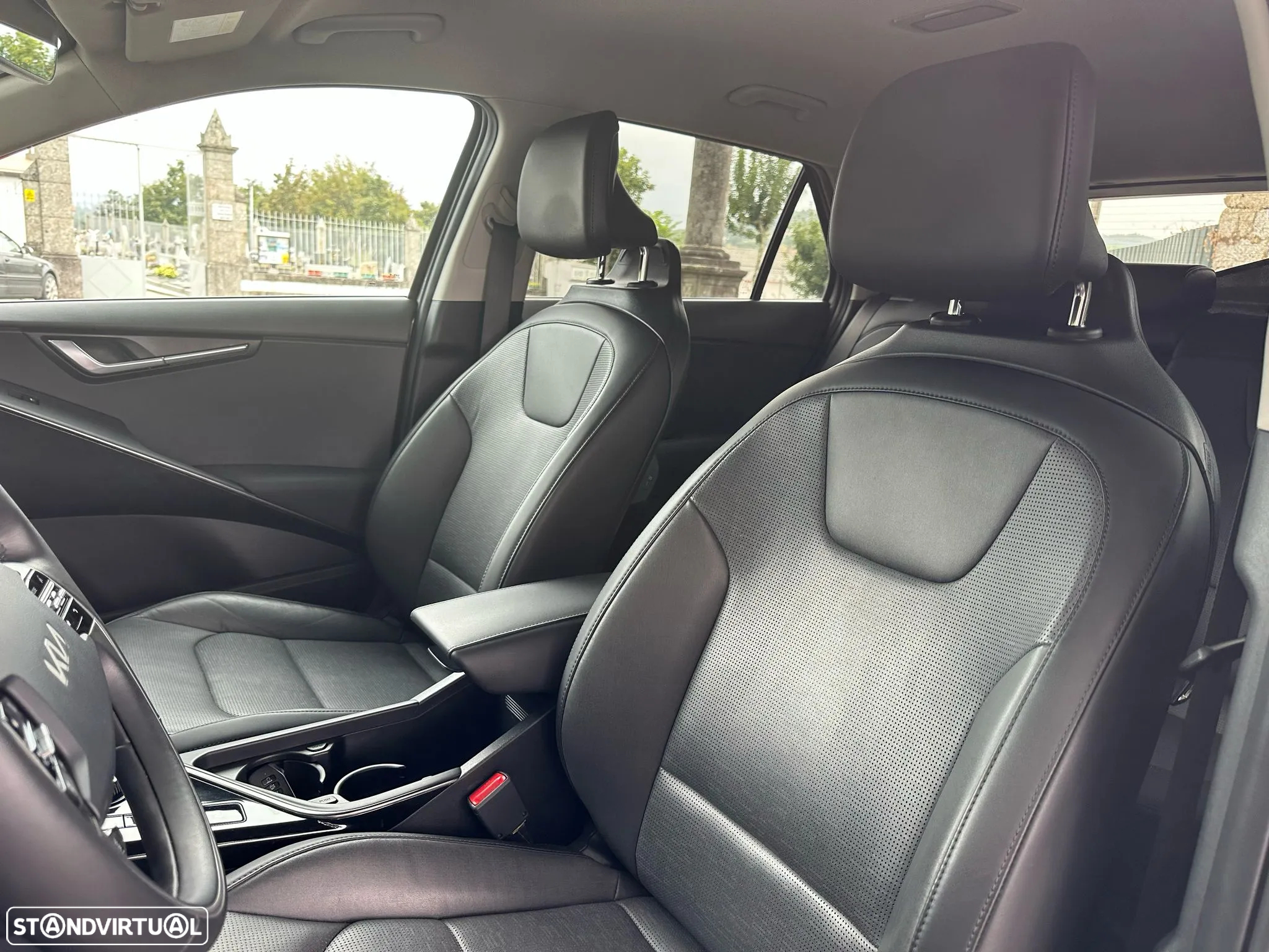 Kia Niro EV 64kWh Tech - 9