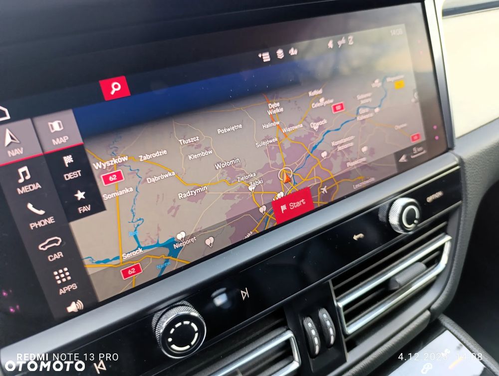 Porsche Macan Standard - 17