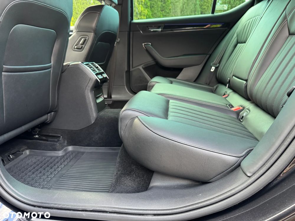 Skoda Superb 2.0 TSI 4x4 L&K DSG - 13