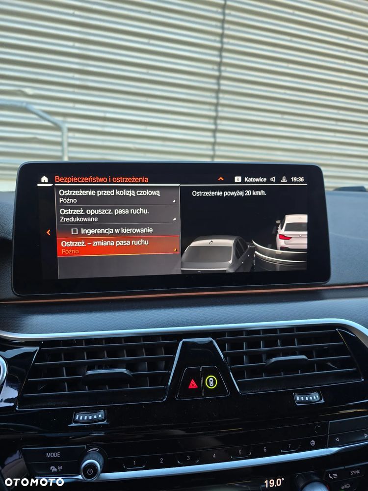 BMW Seria 5 520d xDrive MHEV M Sport sport - 25