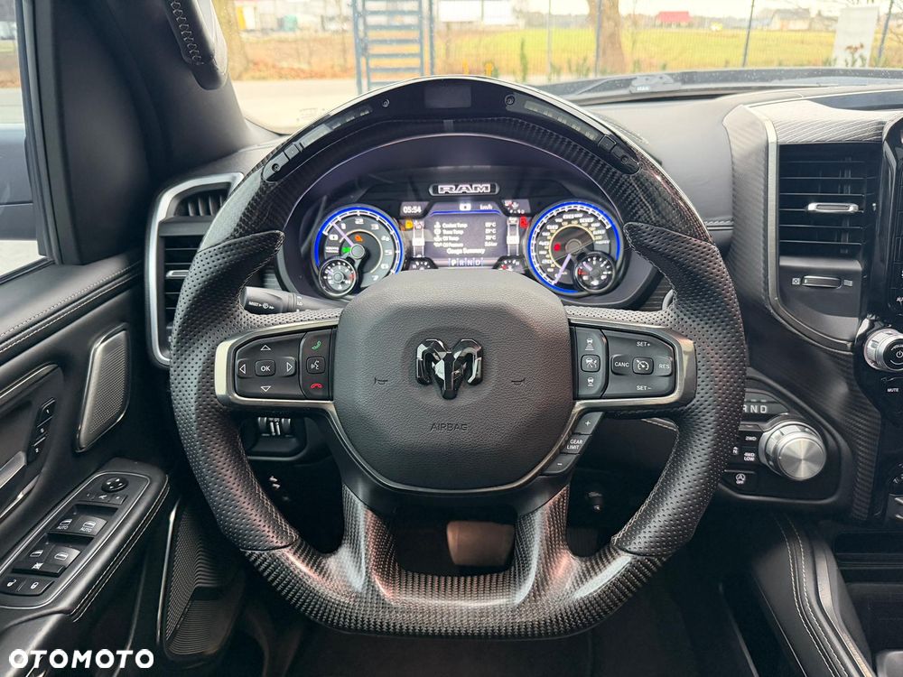 RAM 1500 Crew Cab Limited - 26