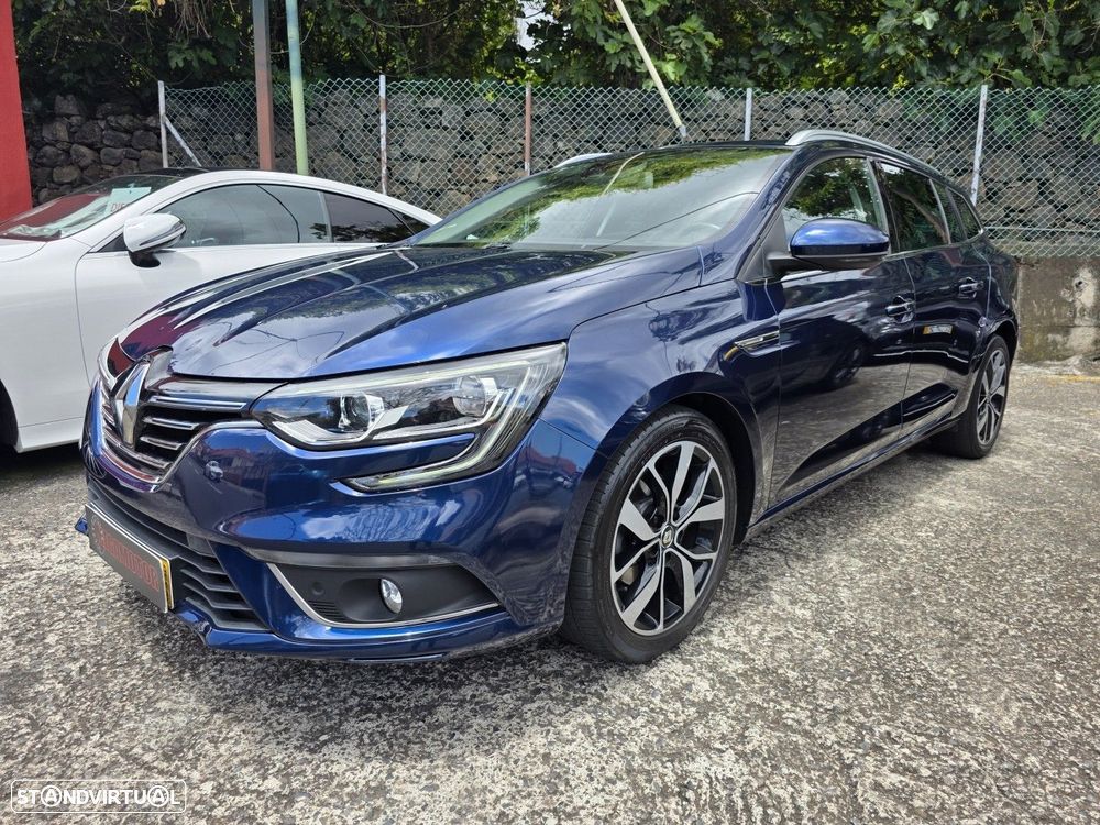 Renault Mégane Sport Tourer 1.5 Blue dCi Bose Edition - 1