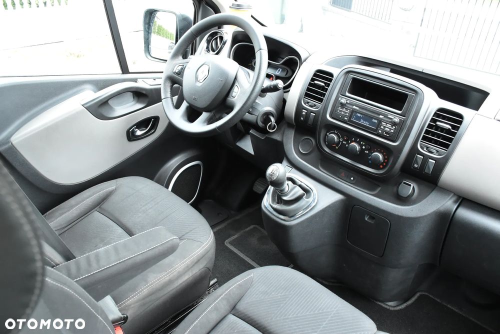 Renault Trafic - 13
