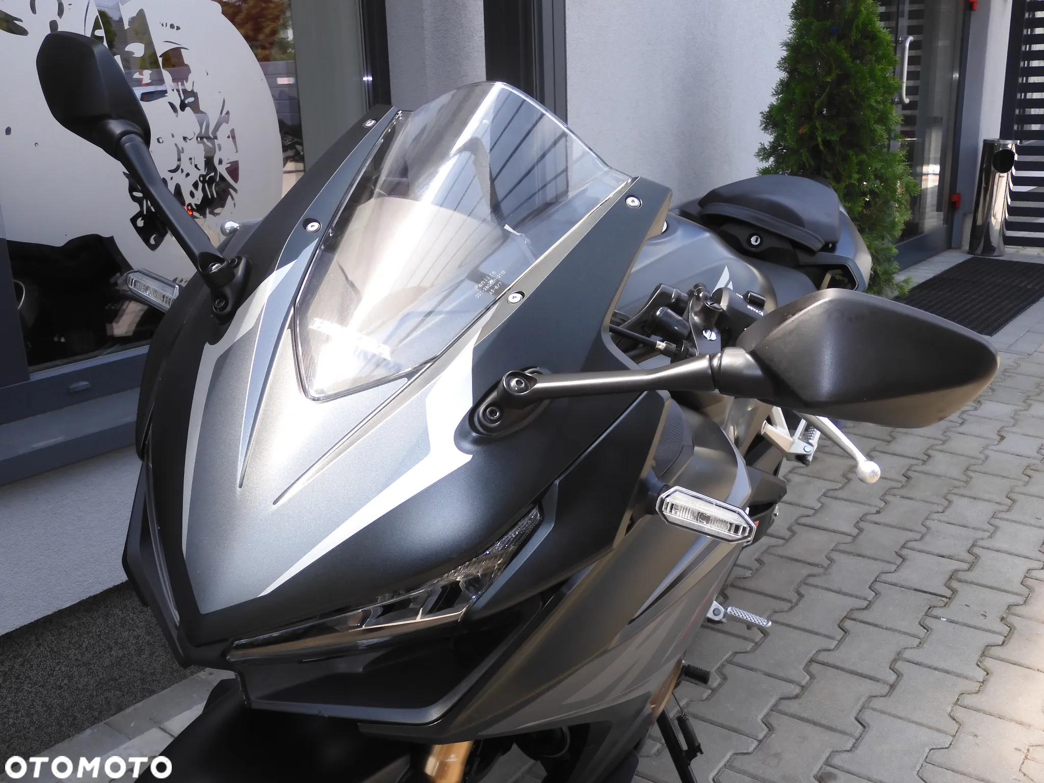 Honda CBR - 22