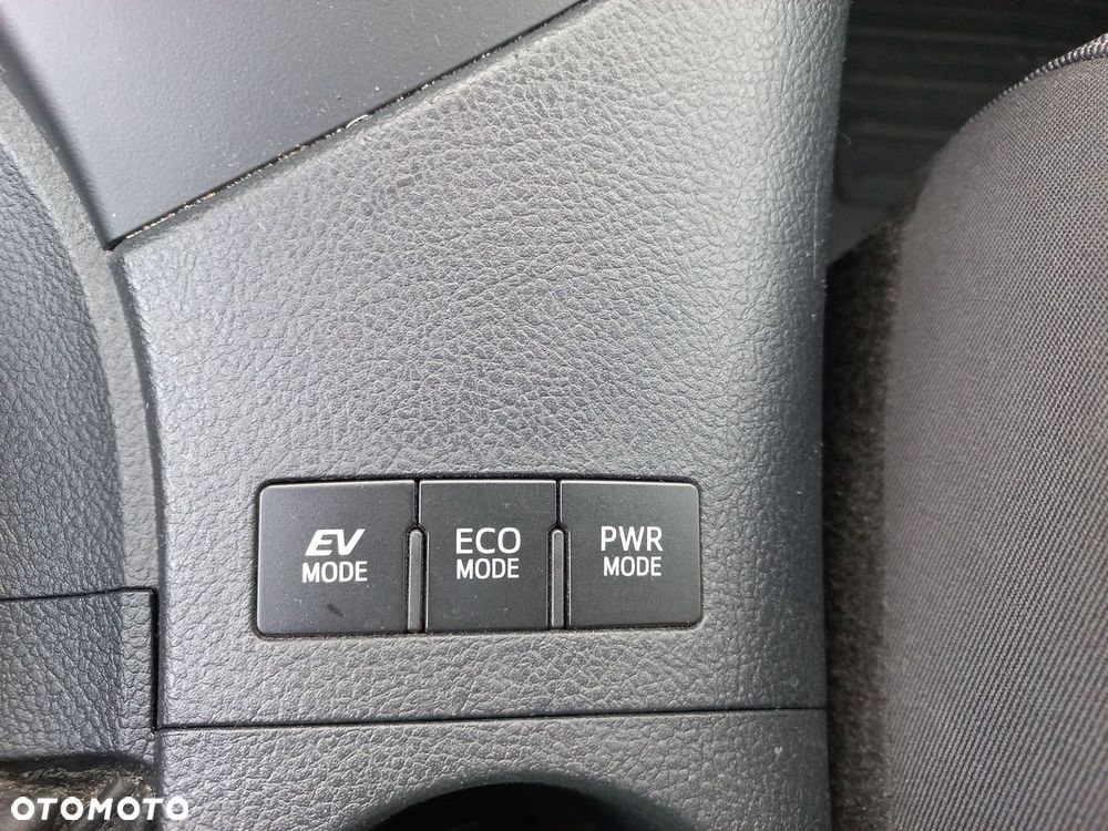 Toyota Auris - 18