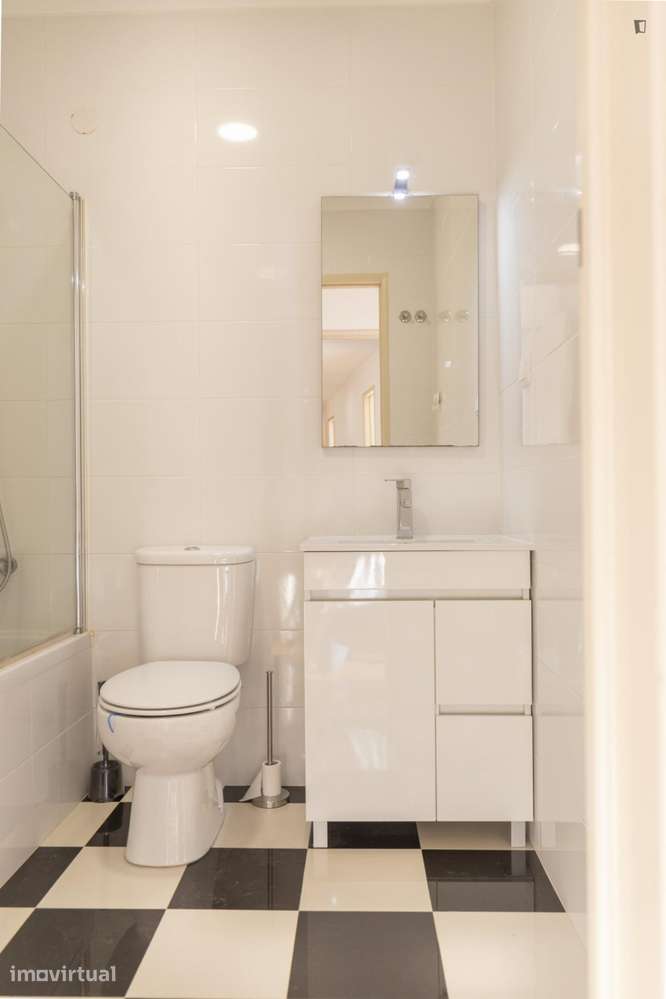 Quarto - localizado em Entrecampos Lisbon - Grande imagem: 2/9