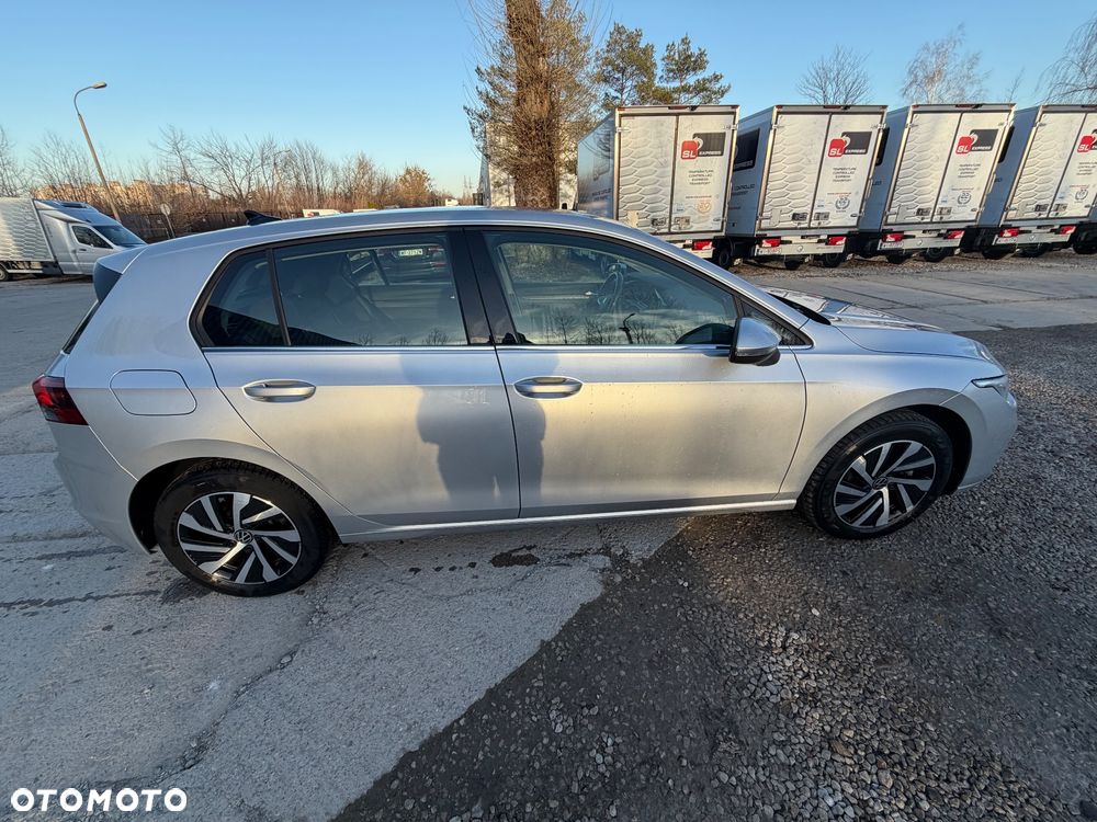 Volkswagen Golf - 12