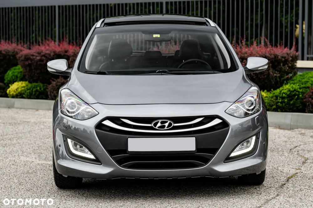 Hyundai i30 blue Kombi 1.6 GDi YES Silver - 4