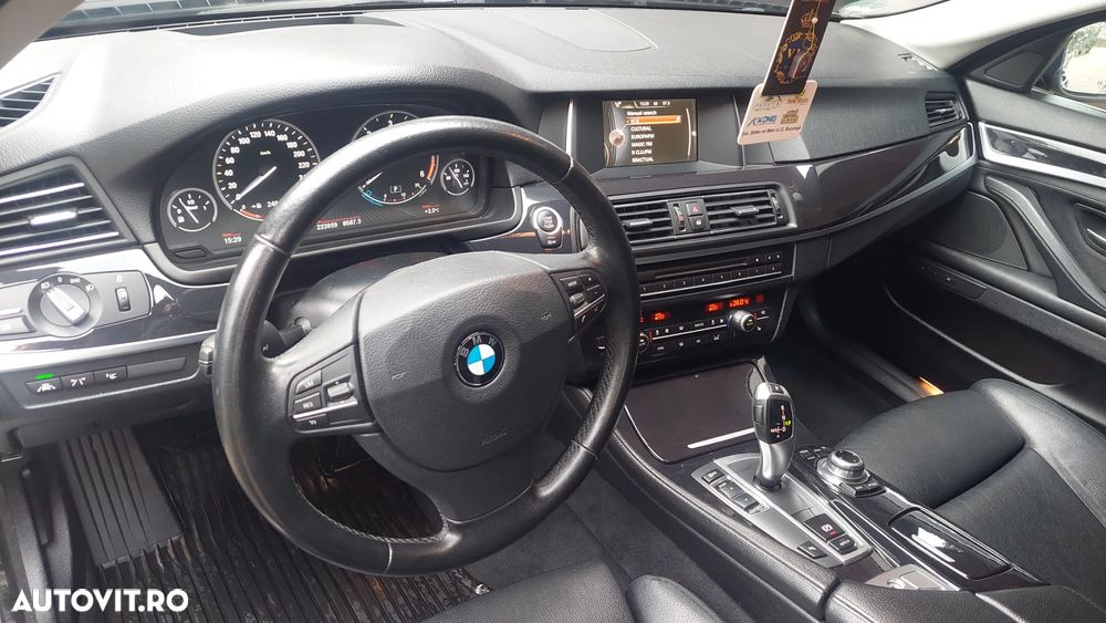 BMW Seria 5 520d Aut. Luxury Line - 20