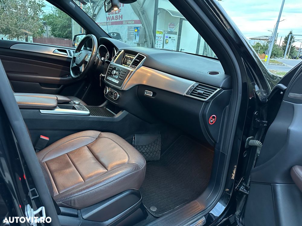 Mercedes-Benz ML 350 BlueTec 4MATIC Aut - 16