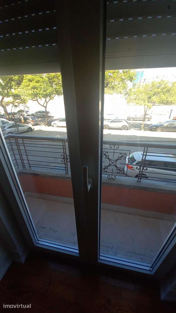 Quarto - localizado em Entrecampos Lisbon - Grande imagem: 5/12