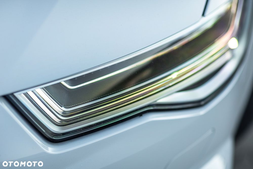 Audi S6 Limousine - 11