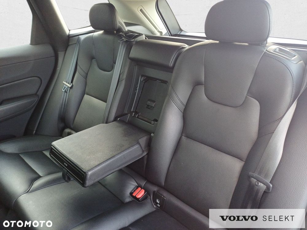 Volvo XC 60 - 18
