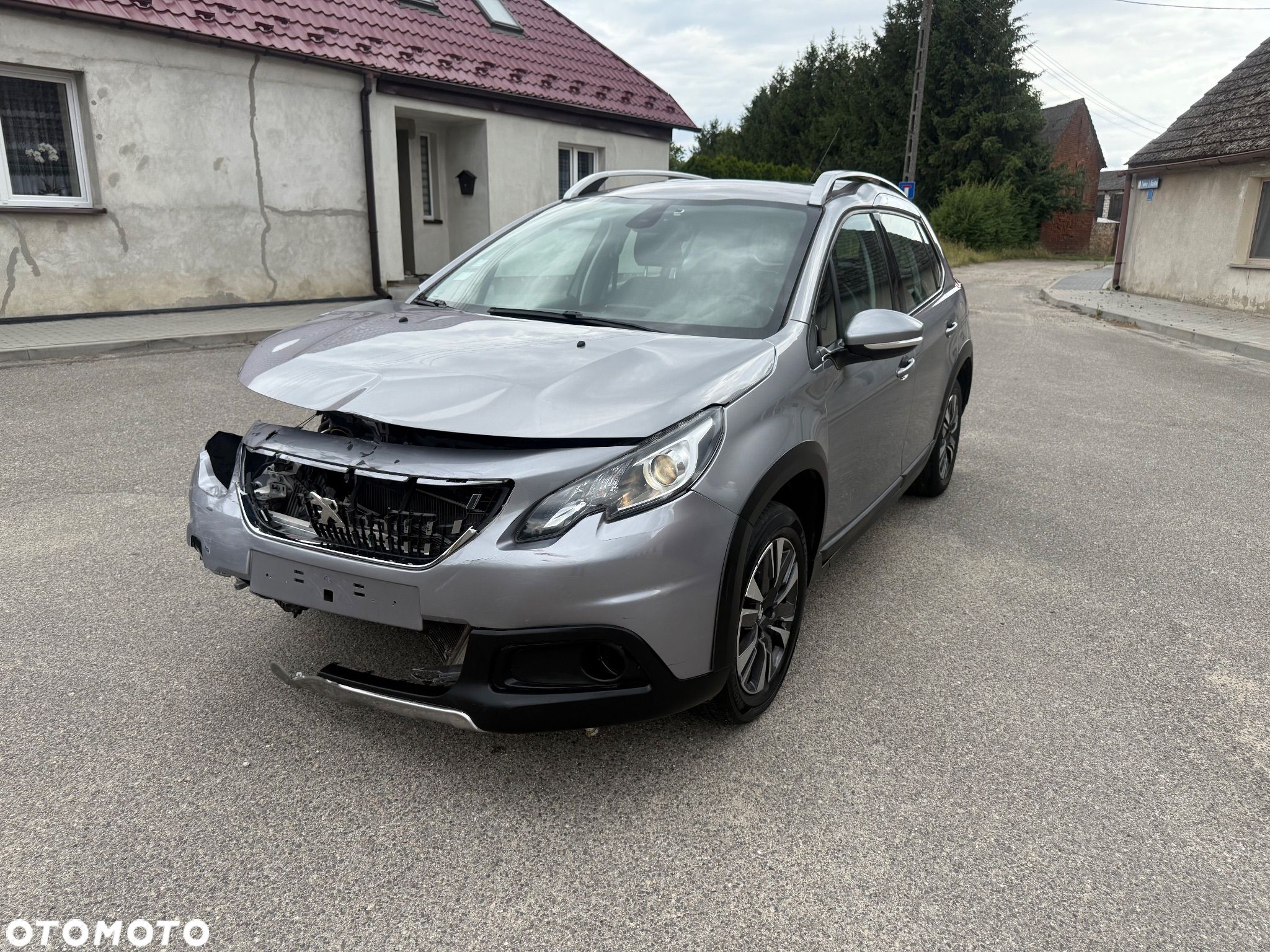 Peugeot 2008 1.2 Pure Tech Active S&S EAT6 - 1