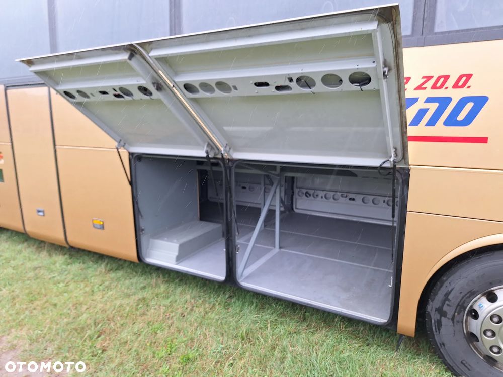 Mercedes-Benz Tourismo - 9