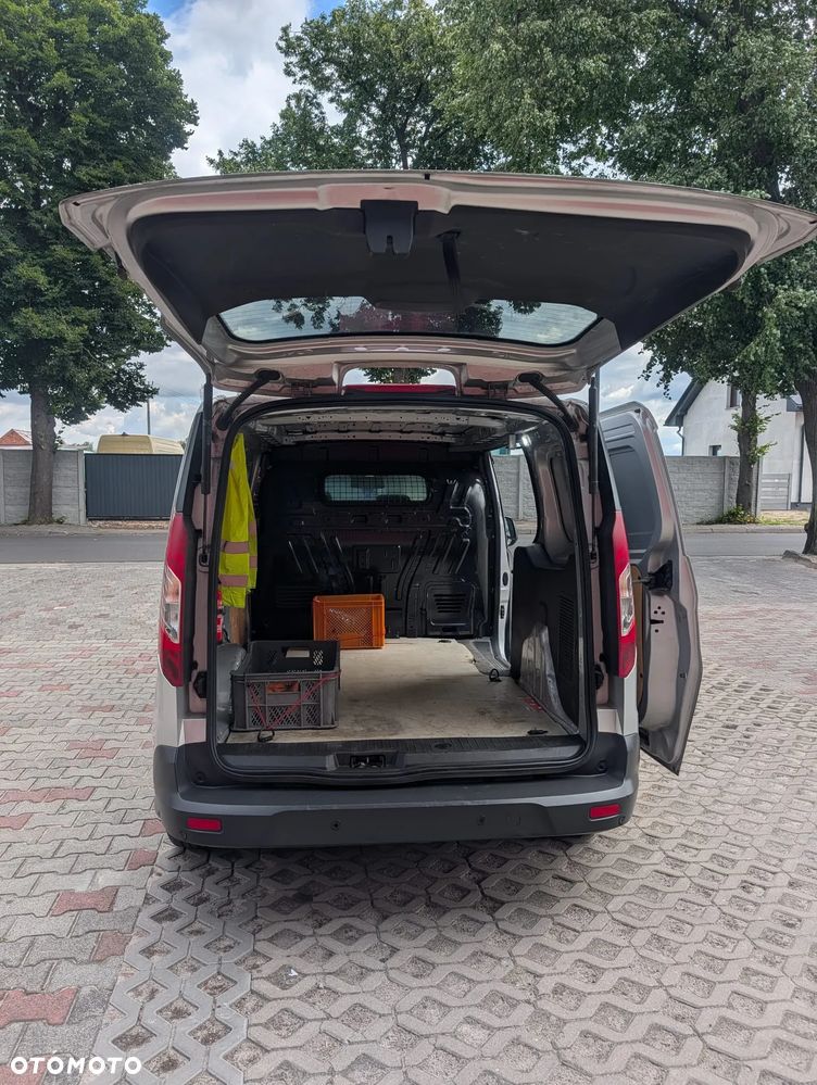 Ford Transit Connect - 13