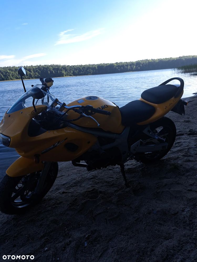 Suzuki SV - 7