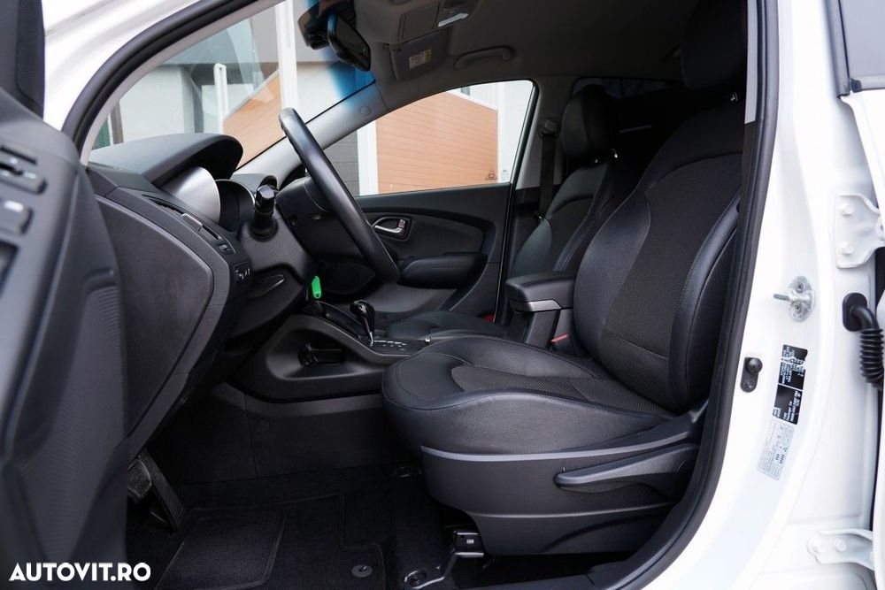 Hyundai ix35 2.0 CRDI 4WD Automatik Premium - 12