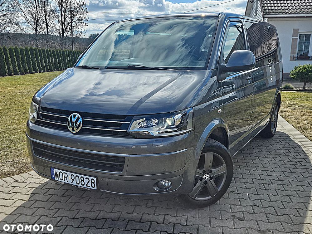 Volkswagen Multivan - 13