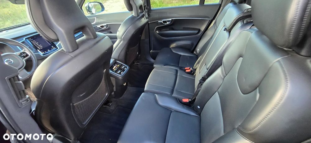 Volvo XC 90 - 4
