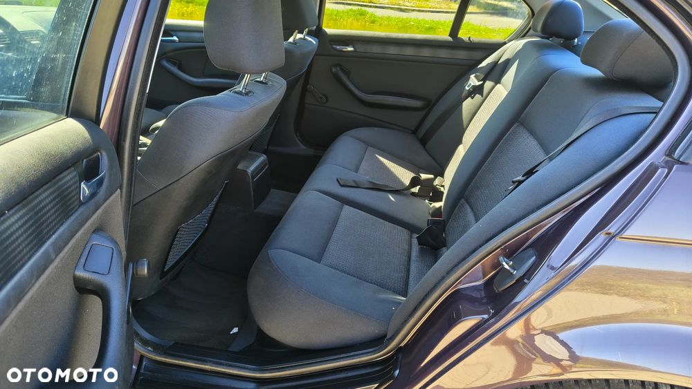 BMW Seria 3 - 16