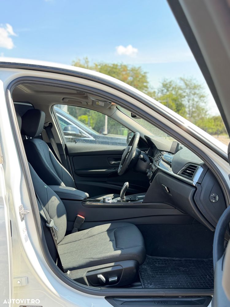 BMW Seria 3 320d xDrive AT Luxury Line - 18