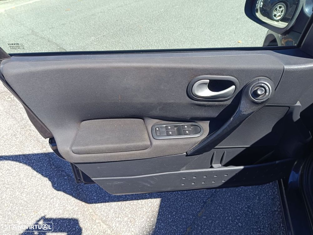 Renault Mégane Break 1.5 dCi Dynamique S - 15