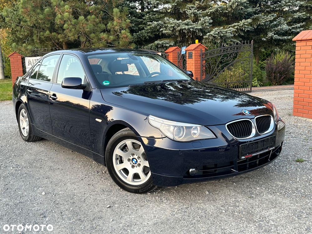 BMW Seria 5 525i - 1