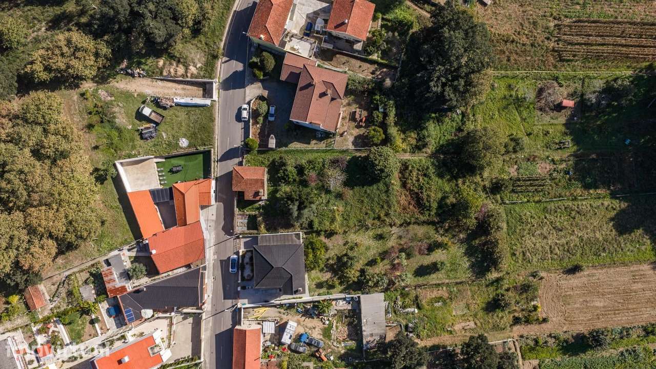 Casa para remodelar inserida em terreno de 1168 m2 - Grande imagem: 3/15