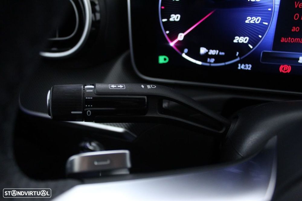 Mercedes-Benz C 300 de AMG Line - 25