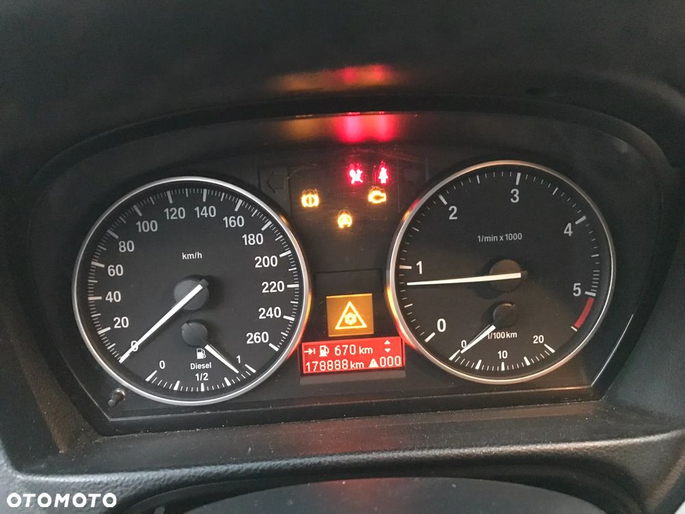 BMW Seria 3 318d DPF - 10