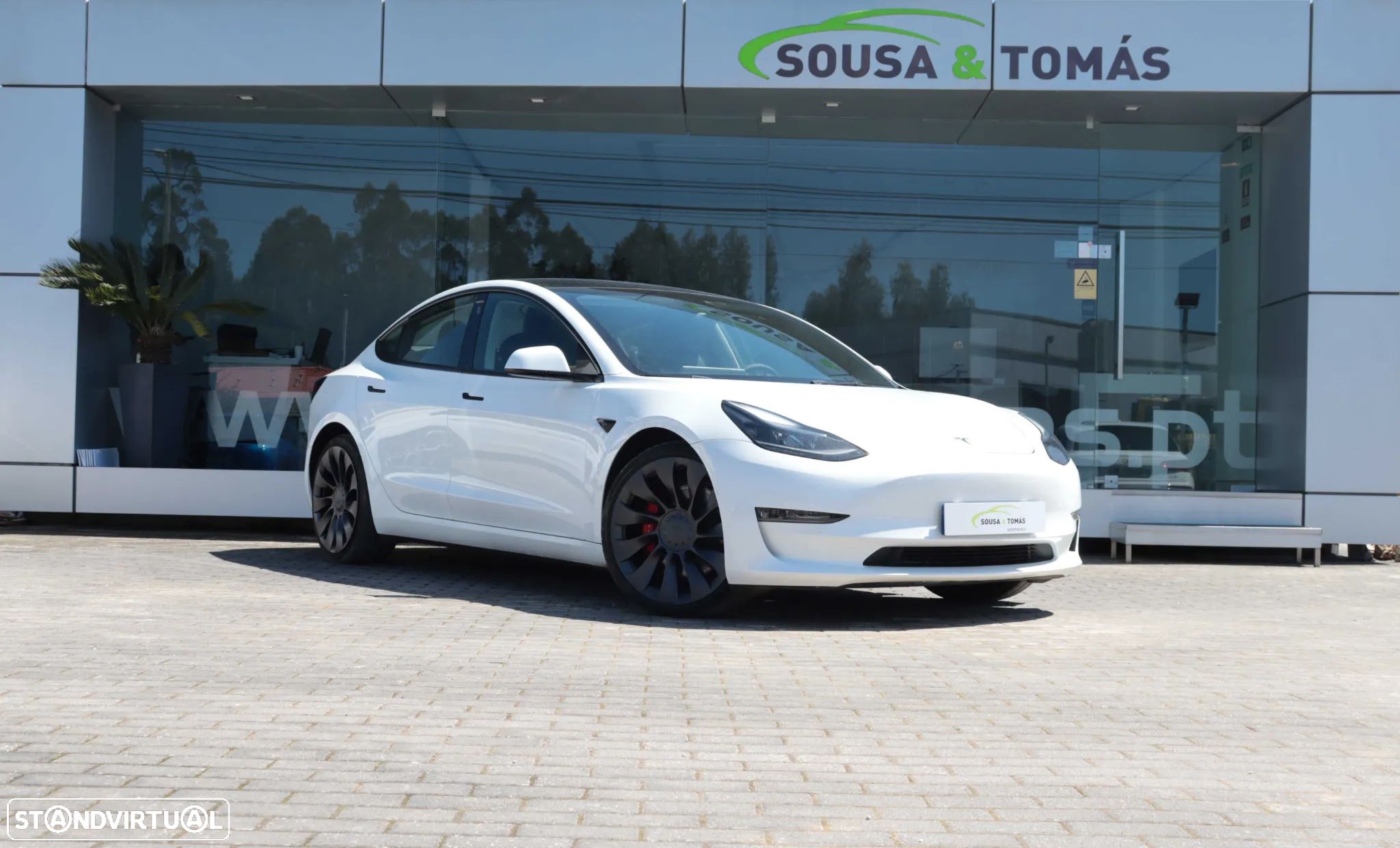 Tesla Model 3 Long Range AWD Dual Motor Performance - 1