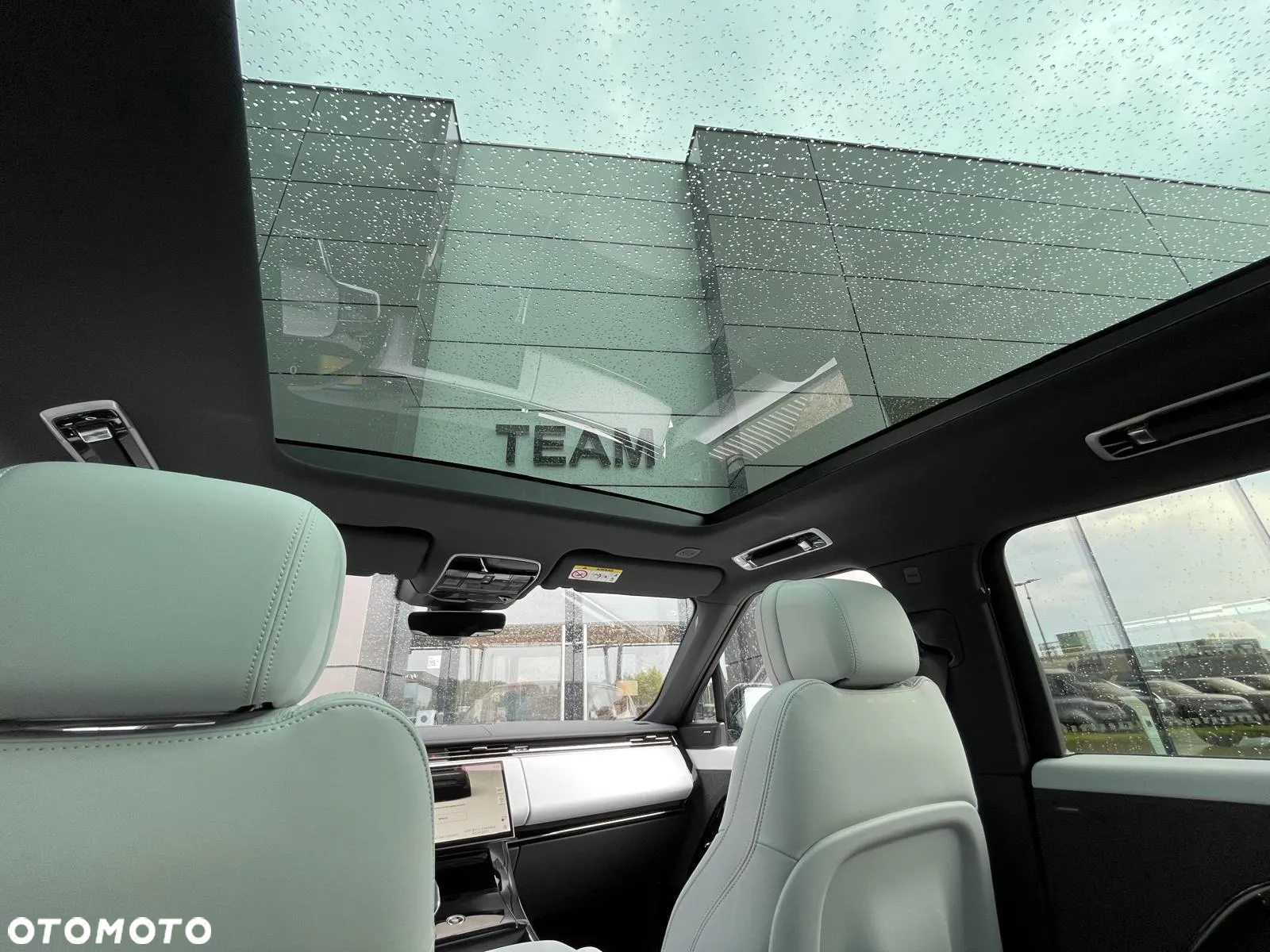Land Rover Range Rover Sport - 15