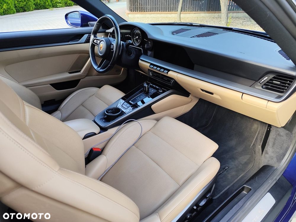 Porsche 911 Carrera S - 14