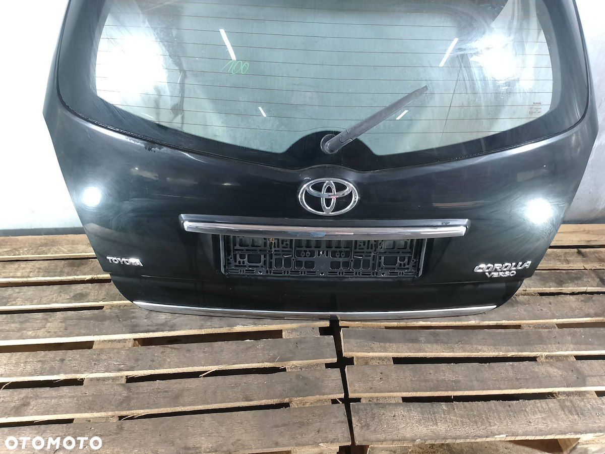 KLAPA BAGAŻNIKA TOYOTA COROLLA VERSO II - 7