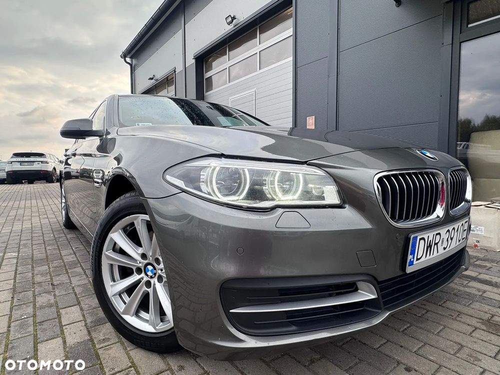 BMW Seria 5 520d xDrive Luxury Line - 1
