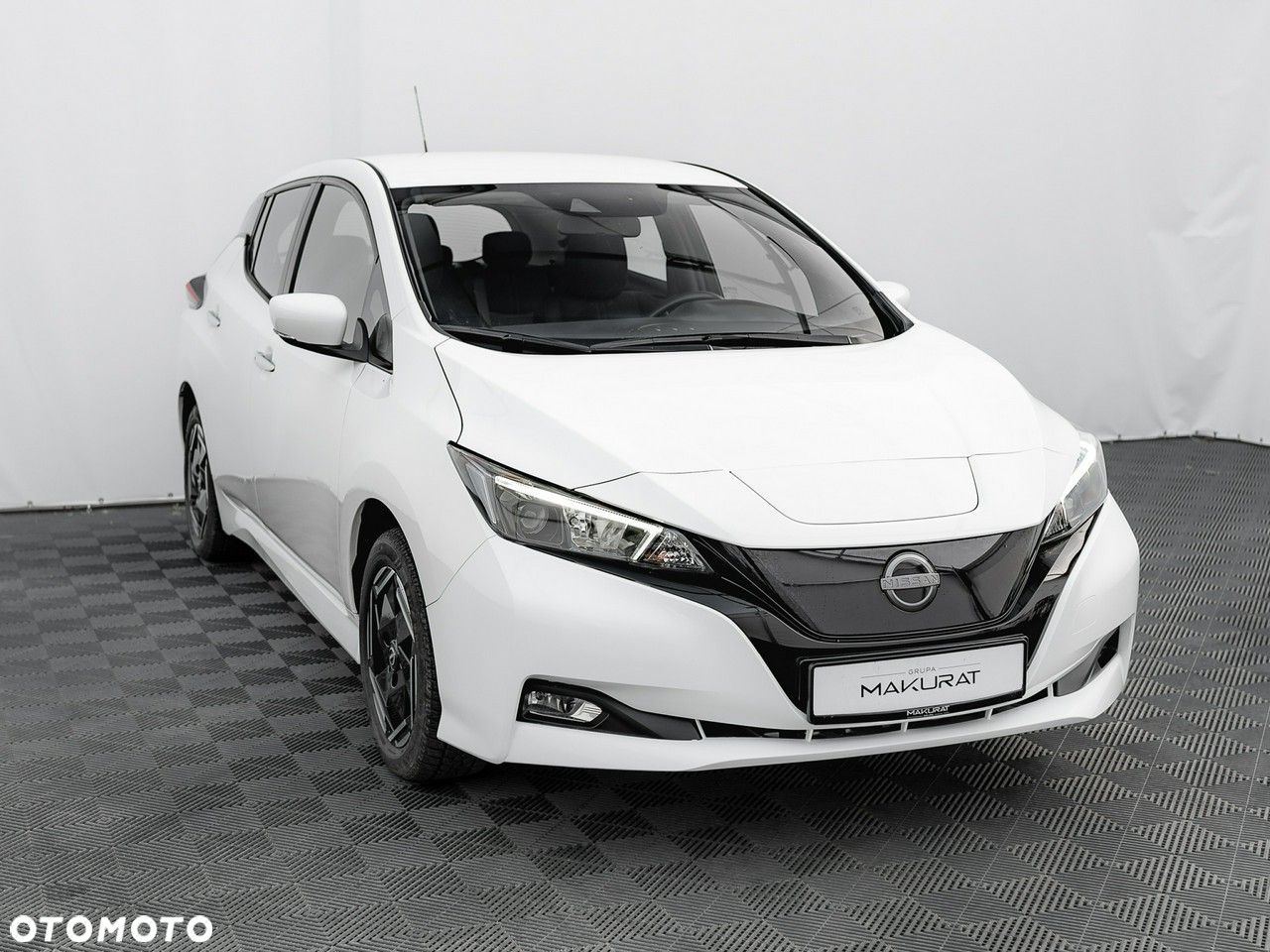Nissan Leaf - 4