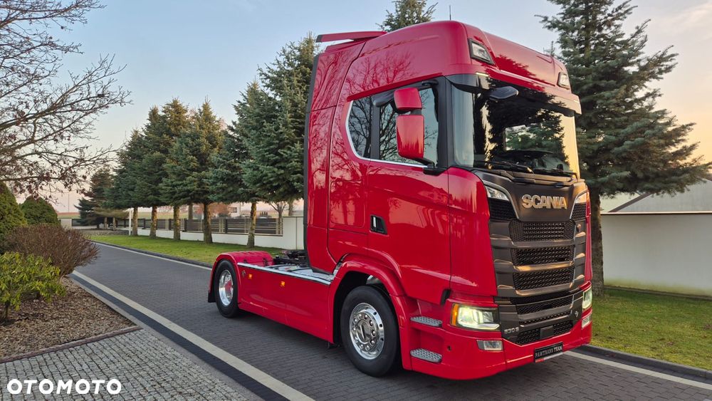 Scania SCANIA///S530///V8///2022///RETARDER/// FULL LED///KLIMATYZACJA POSTOJOWA/// ZABUDOWY MIĘDZYOSIOWE///WAGA/// SKÓRY///NAWIGACJA///BARDZO BOGATA WERSJA///STAN BARDZO DOBRY - 6