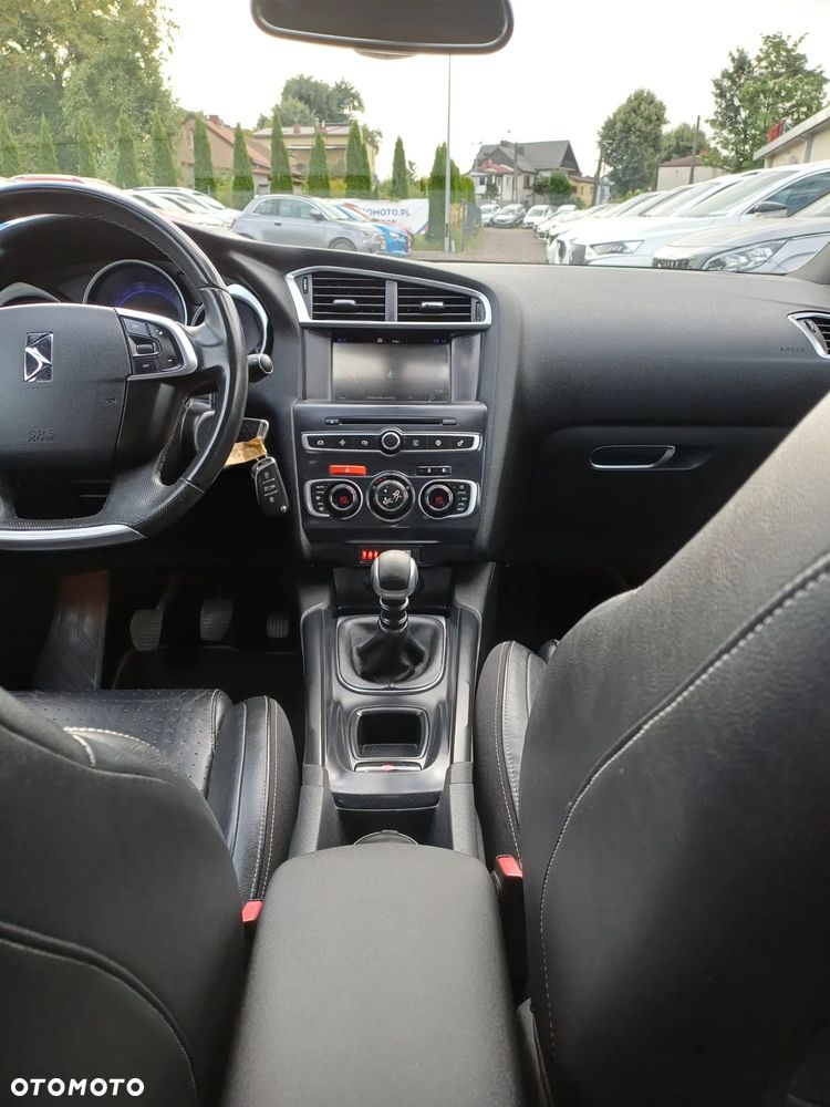 Citroën DS4 1.6 HDi SoChic - 22
