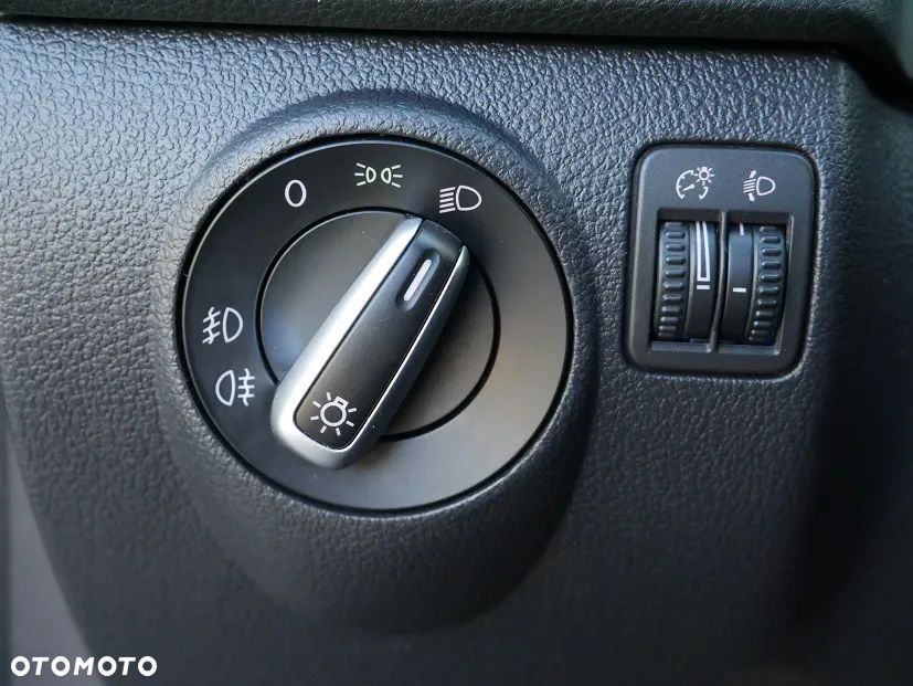 Volkswagen Tiguan - 23